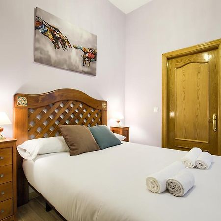 Charming Tirso De Molina I Apartment Madrid Bagian luar foto