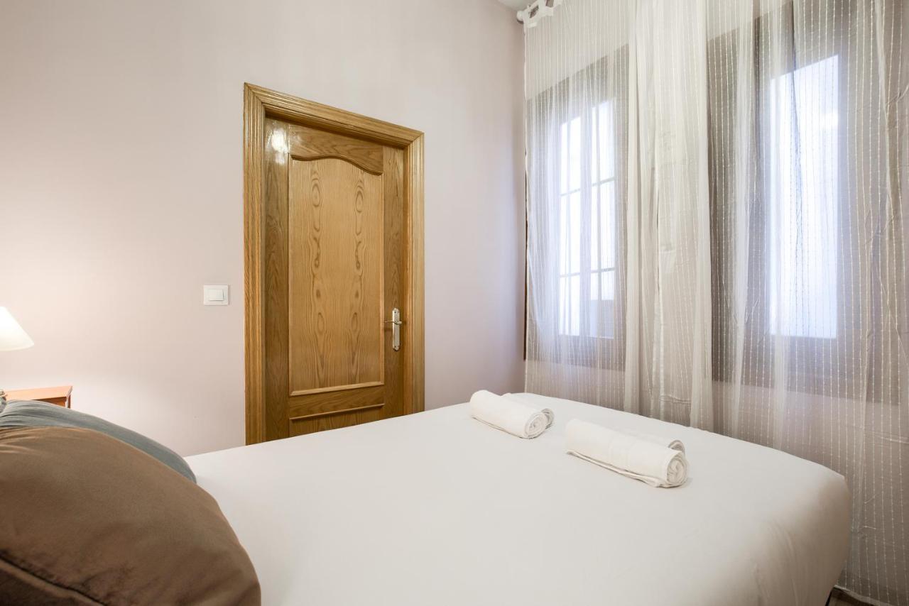 Charming Tirso De Molina I Apartment Madrid Bagian luar foto