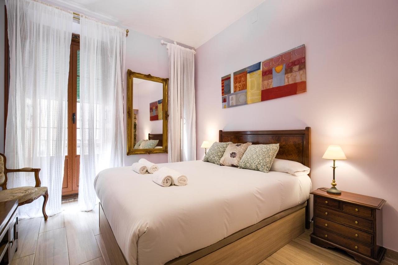 Charming Tirso De Molina I Apartment Madrid Bagian luar foto